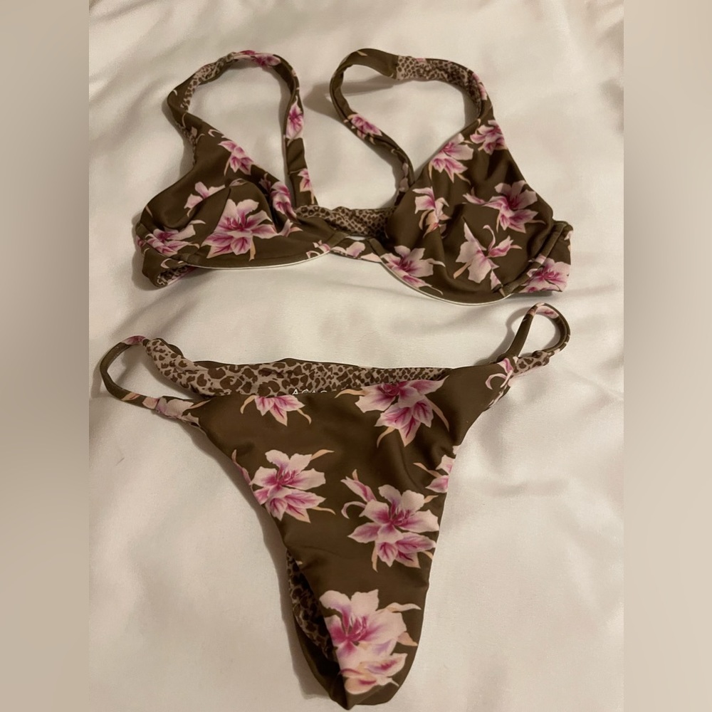 ACACIA SWIM CAPSULE ALOHA PRINT. SIZE SMALL $200